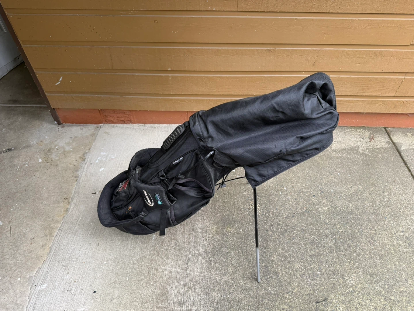 Black Golf Bag with Stand
