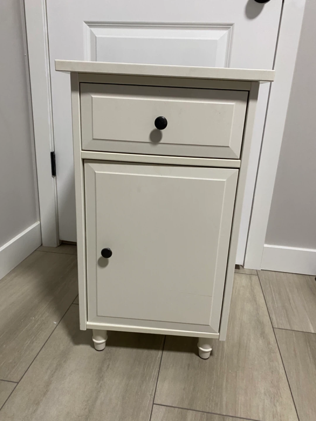 Nightstand with Drawer/Cabinet
