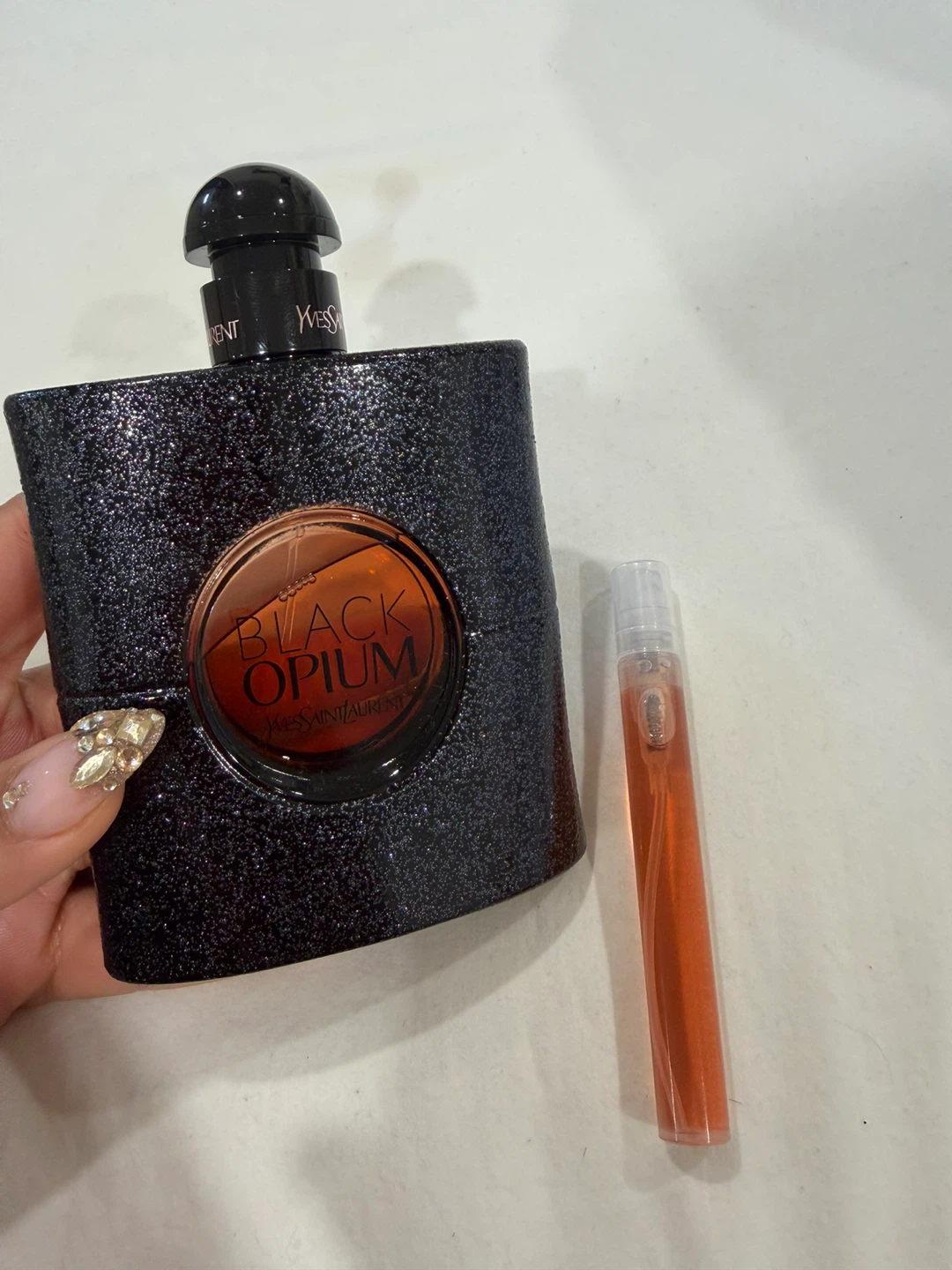 Yves Saint Laurent Black Opium Eau de Parfum 3 fl oz - photo 2
