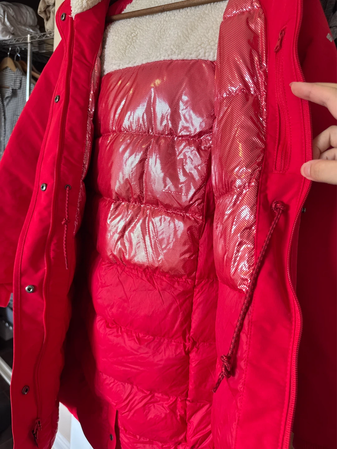 Columbia Red Puffer Parka Jacket with Faux Fur Hood - photo 5