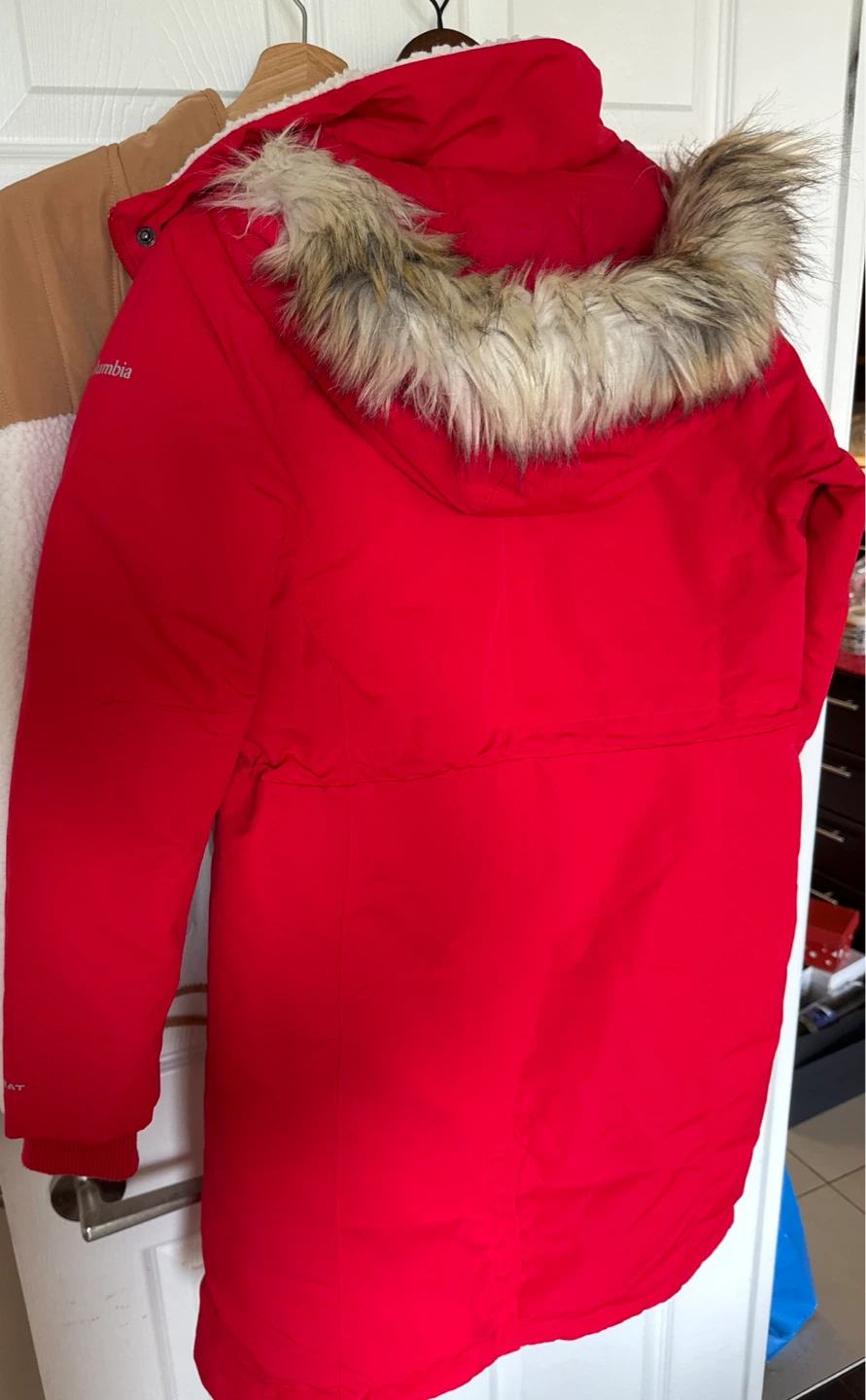 Columbia Red Puffer Parka Jacket with Faux Fur Hood - photo 2