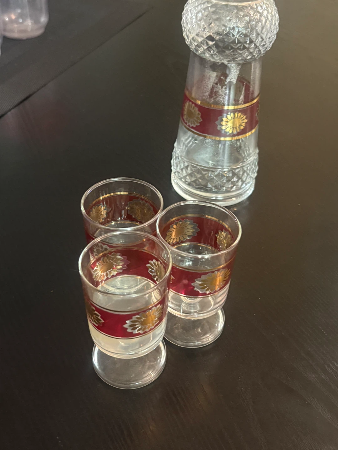 Vintage Glass Decanter and Shot Glass Set - photo 3