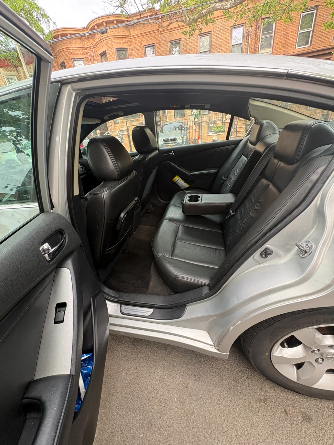 Silver Nissan Altima Sedan - photo 5