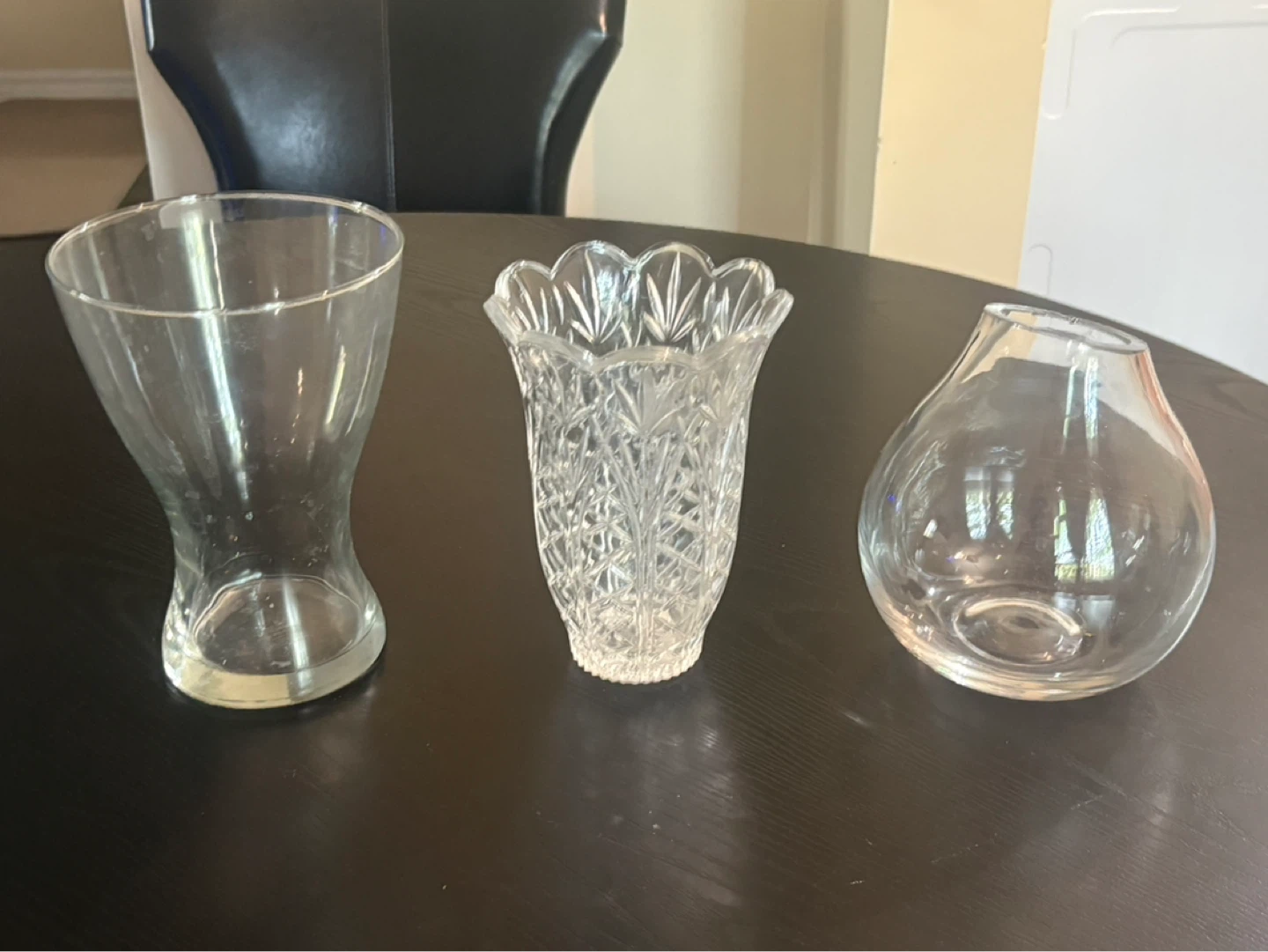 Set of 3 Clear Glass Vases