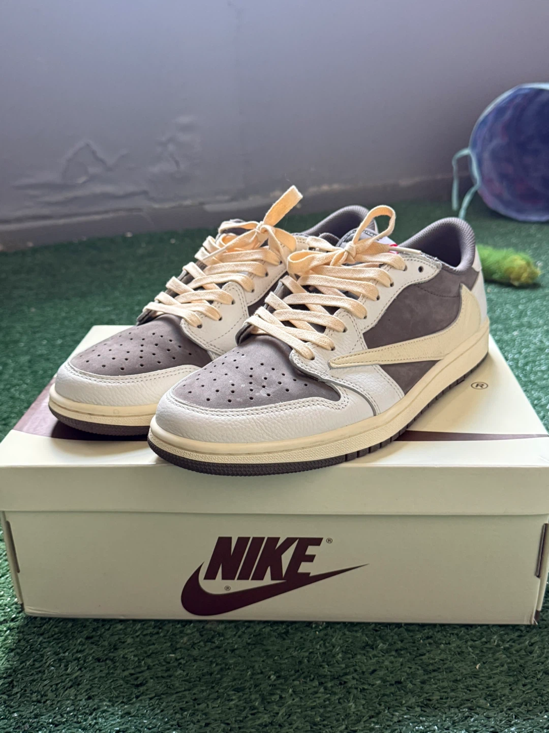 Nike Air Jordan 1 Low Travis Scott - photo 2