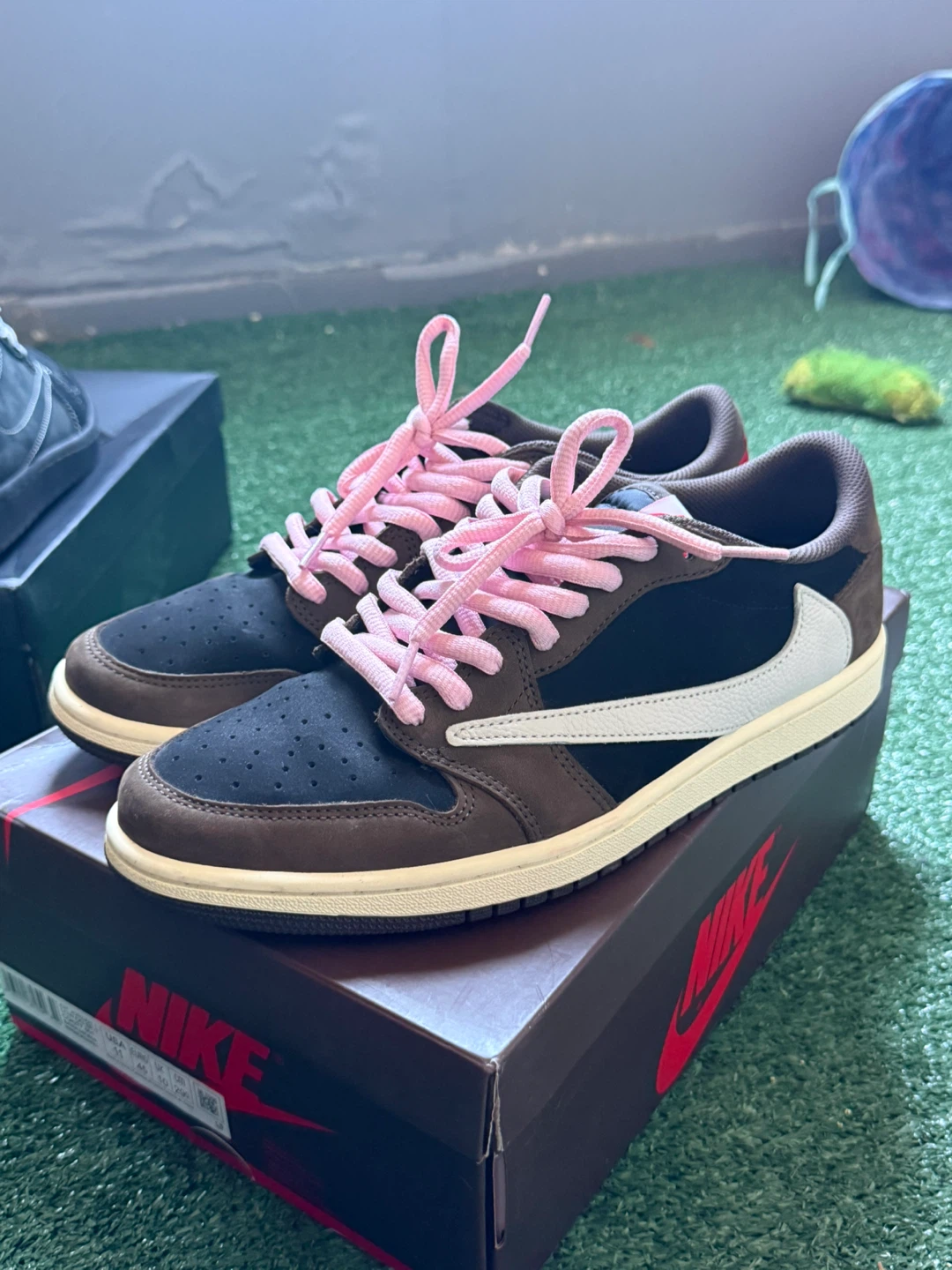 Nike Air Jordan 1 Low Travis Scott - photo 4