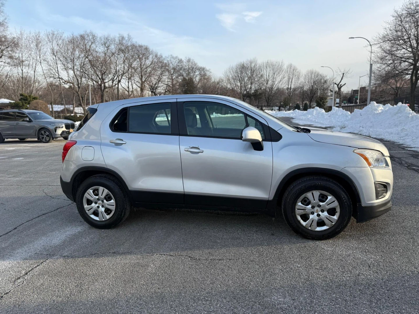 Silver Chevrolet Trax SUV - photo 2