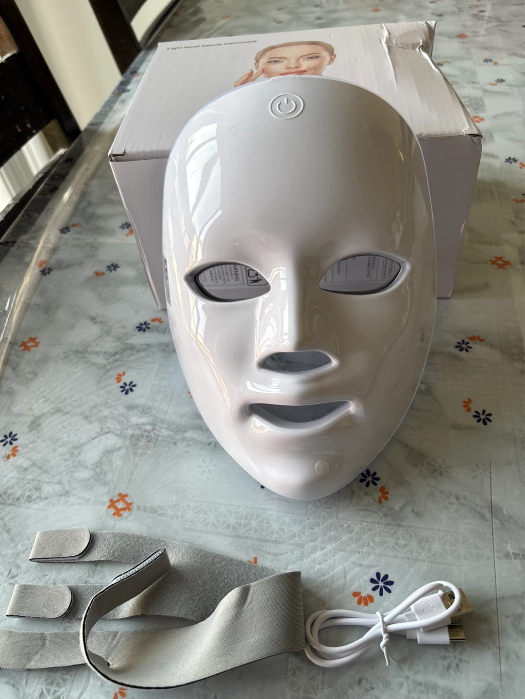 Brand New LED Light Therapy Face Mask