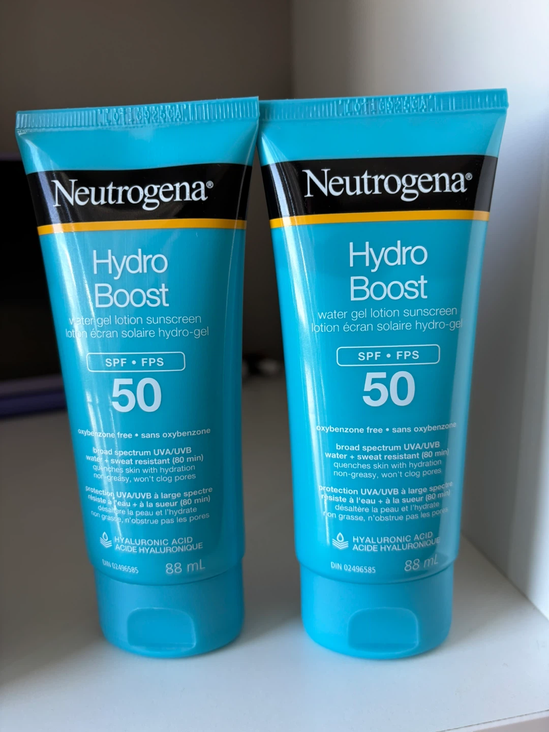 Aveeno Lotion, Neutrogena, and Banana boast Sunscreens - photo 4