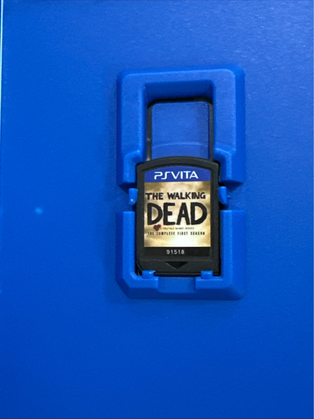 The Walking Dead: Season One - PS Vita - photo 5