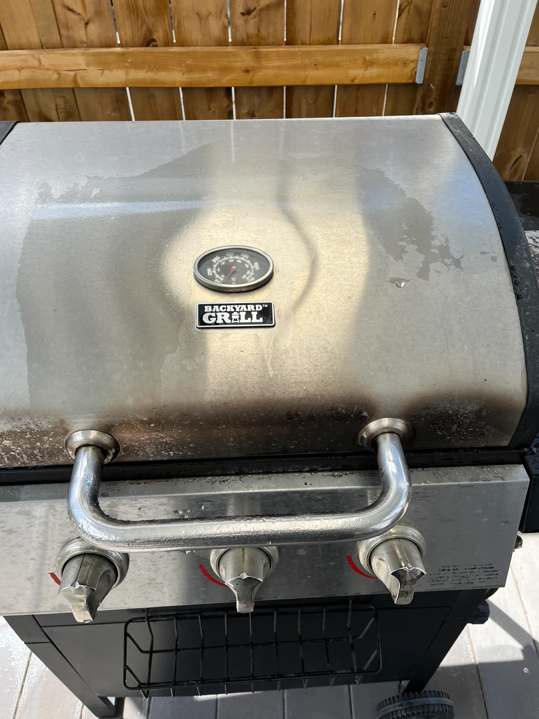 Backyard Grill Propane BBQ - photo 2