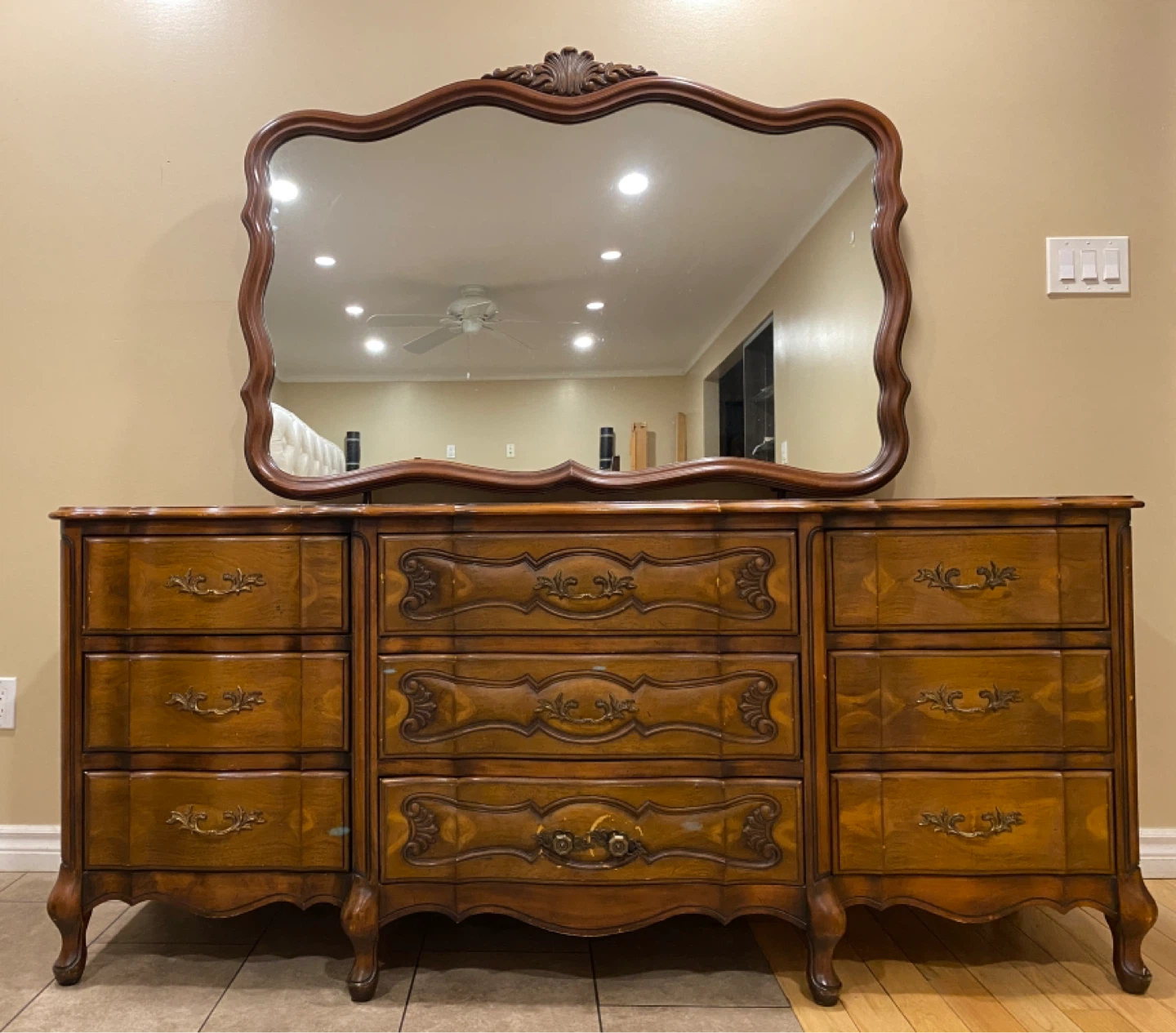 Vintage Malcom French Provincial Wood Dresser (CAN DELIVER)
