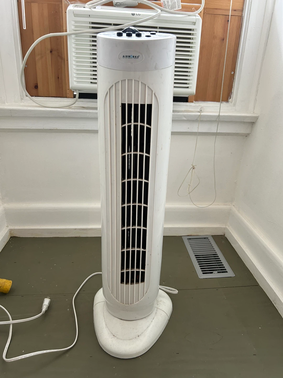 Airworks Tower Fan - photo 2