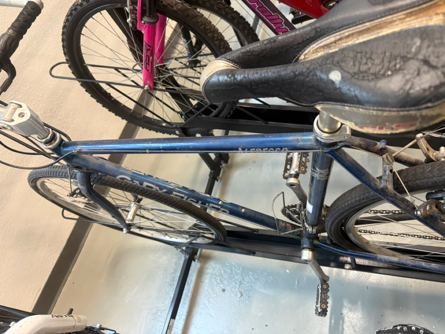 Mongoose Excursion Bicycle - photo 5