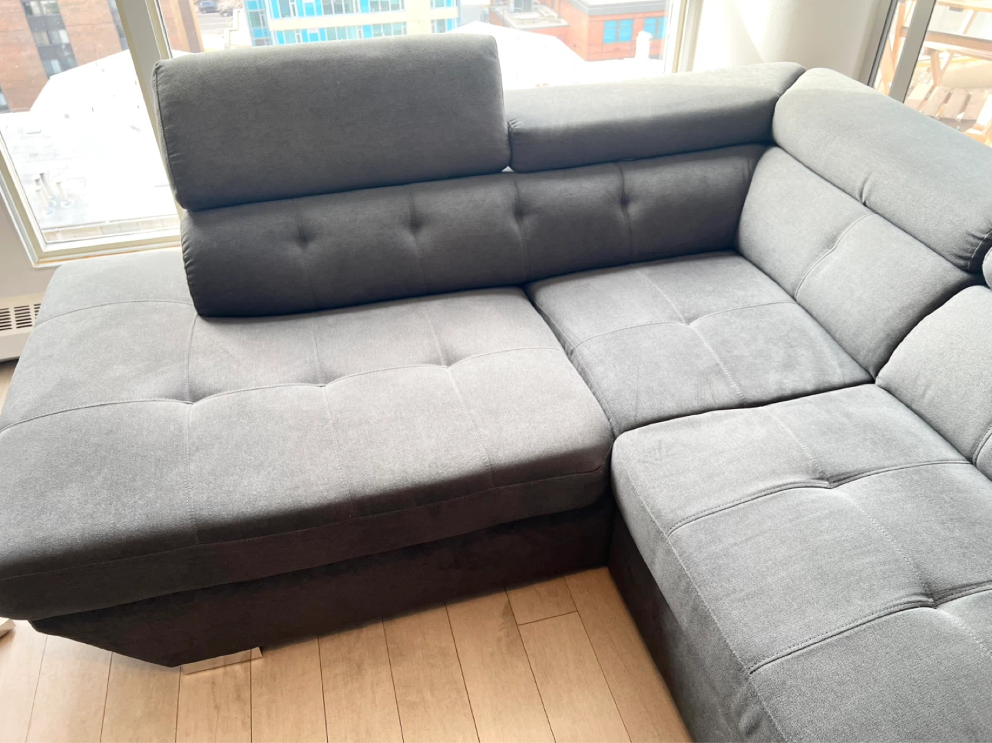 Modern Sectional Sofa - Excellent Condition - photo 4