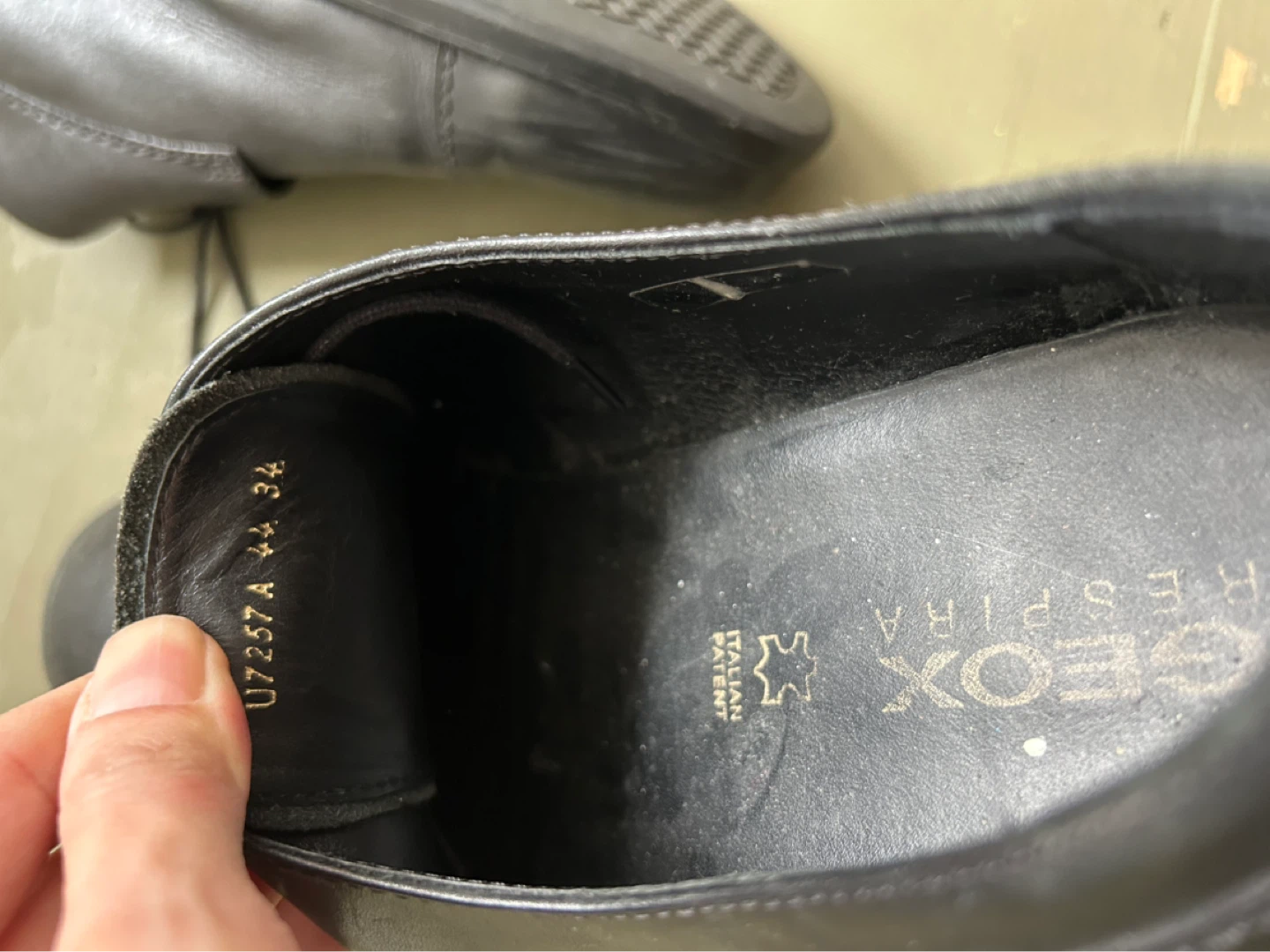 Geox Black Leather Dress Shoes - Size 34 - photo 2