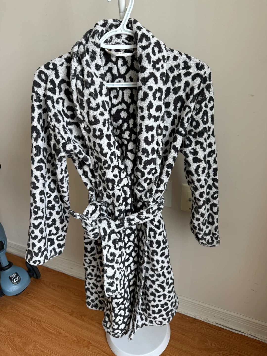 Zara Home Leopard Print Robe