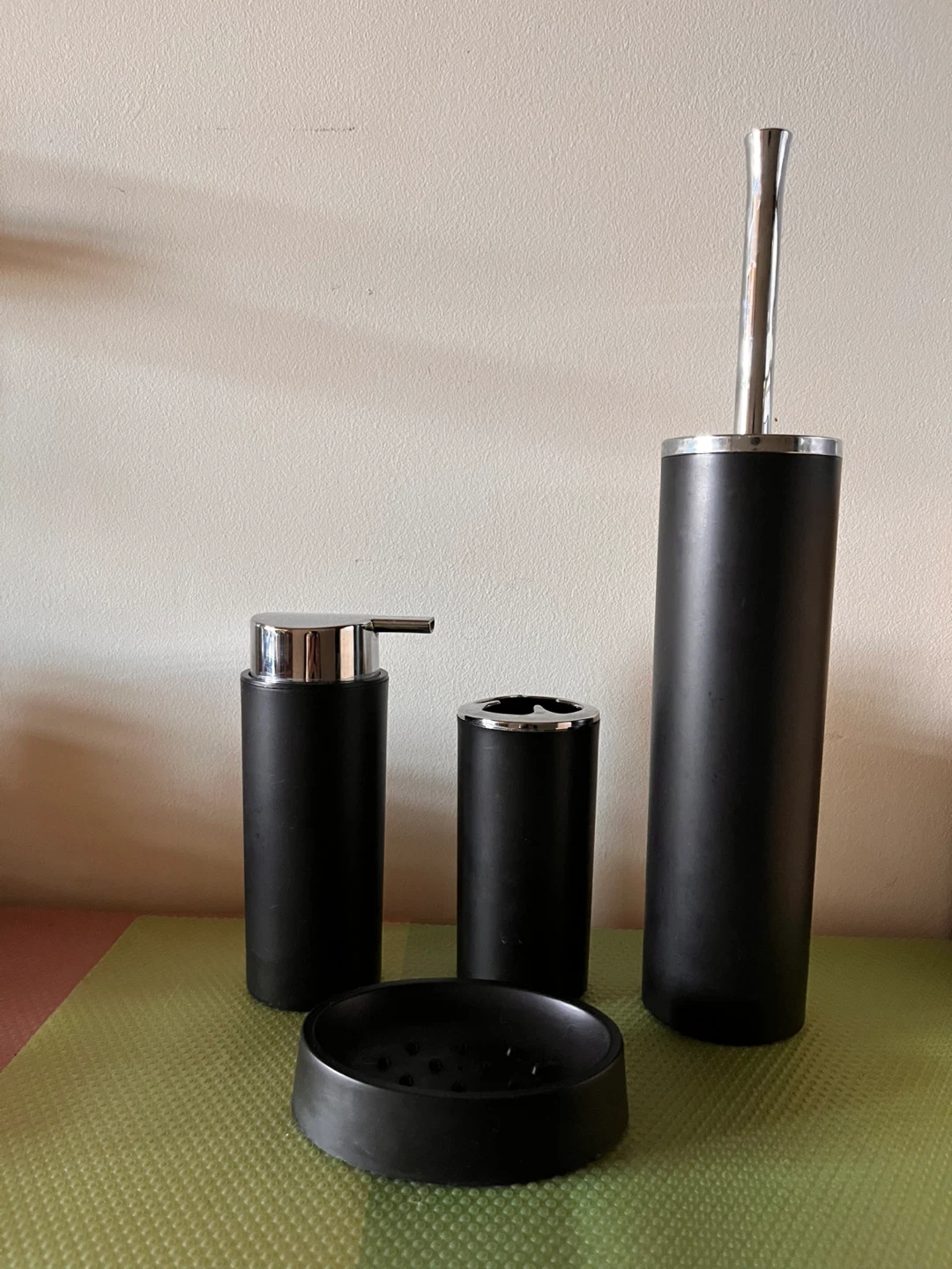 Bathroom Accessory Set