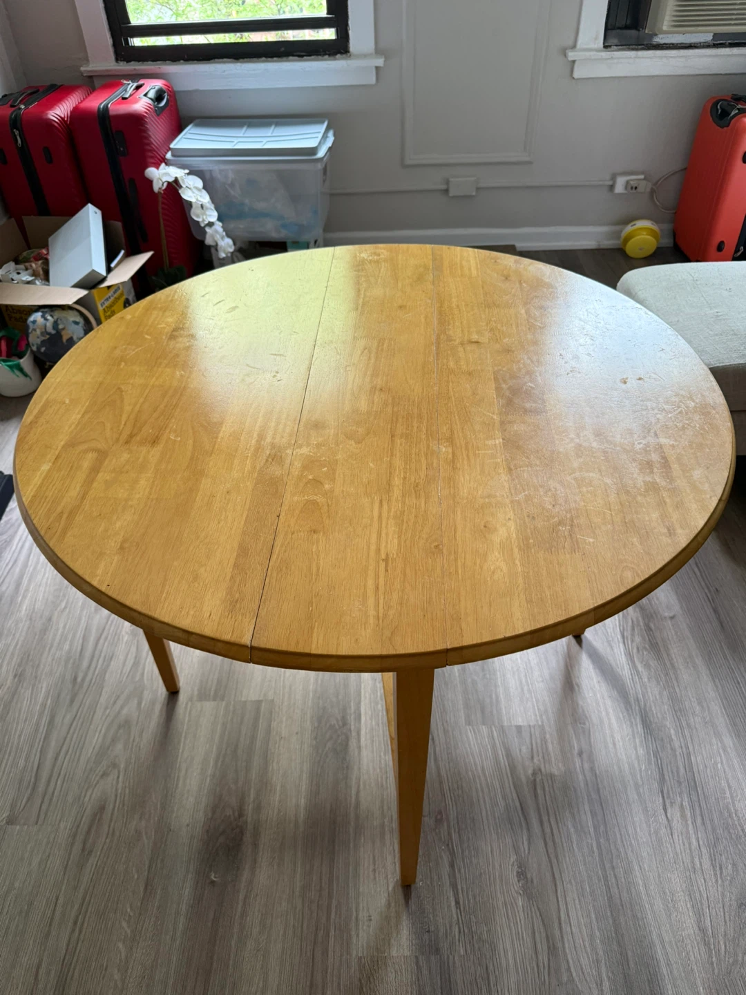 Round Drop Leaf Table