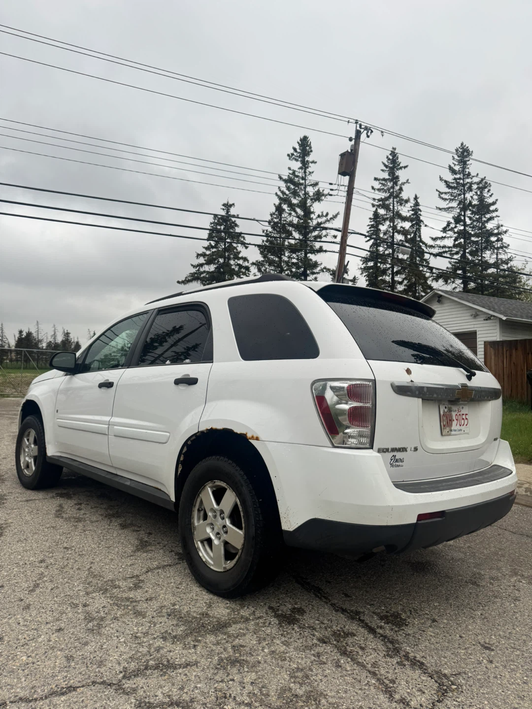 White Chevrolet Equinox LS - photo 4