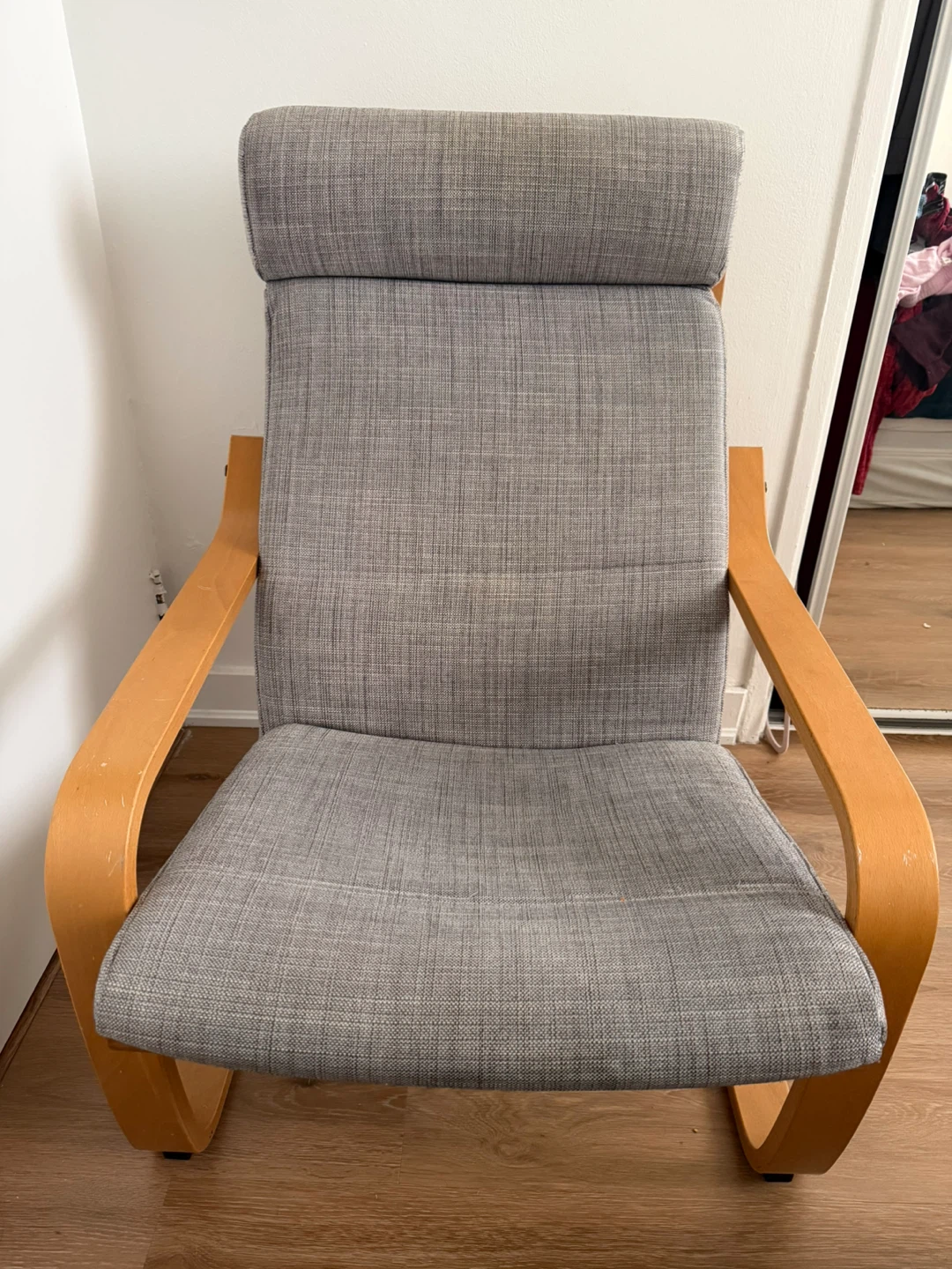 IKEA POÄNG Armchair & Table - photo 2