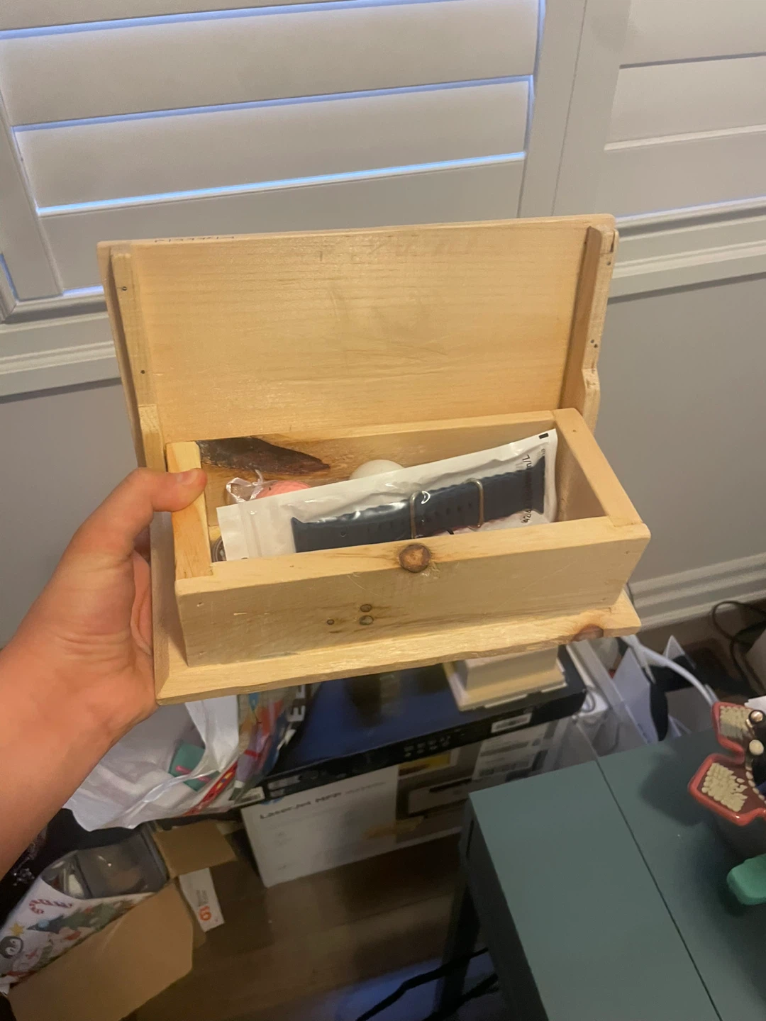 Wooden trinket box