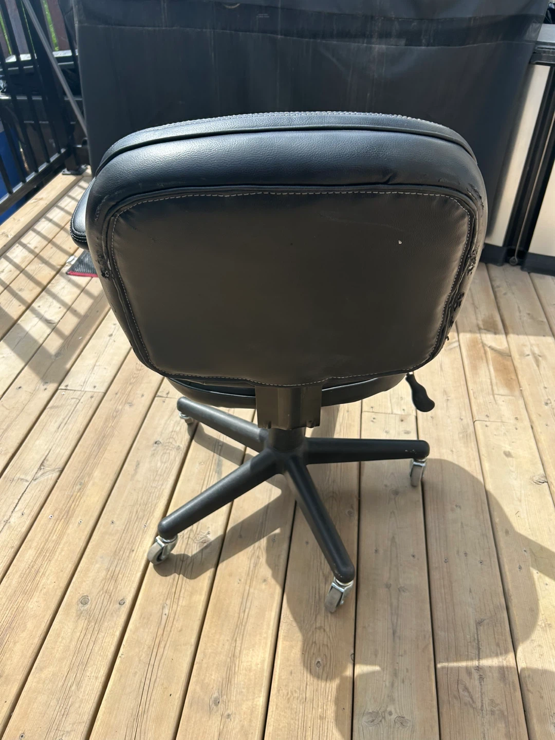 Black Office Chair - photo 3