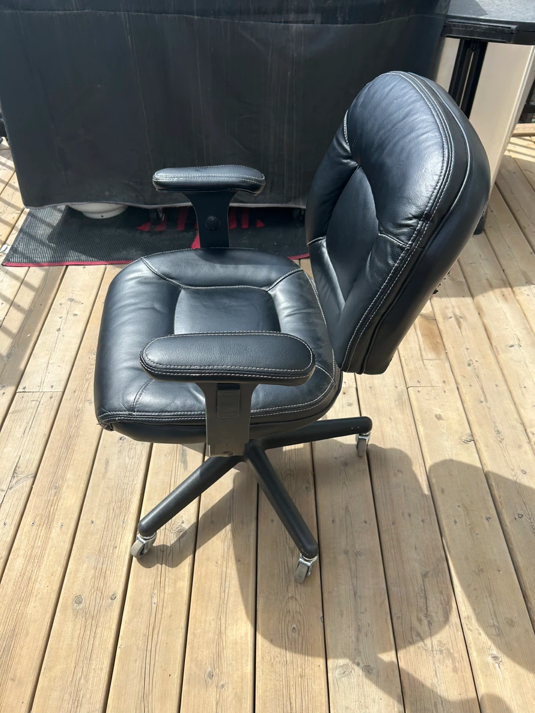 Black Office Chair - photo 2