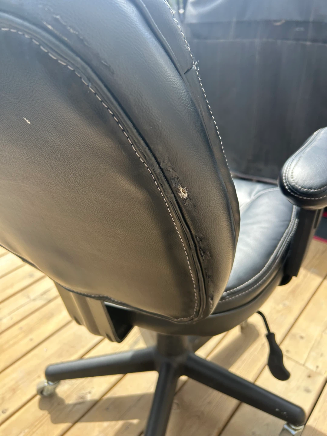 Black Office Chair - photo 4