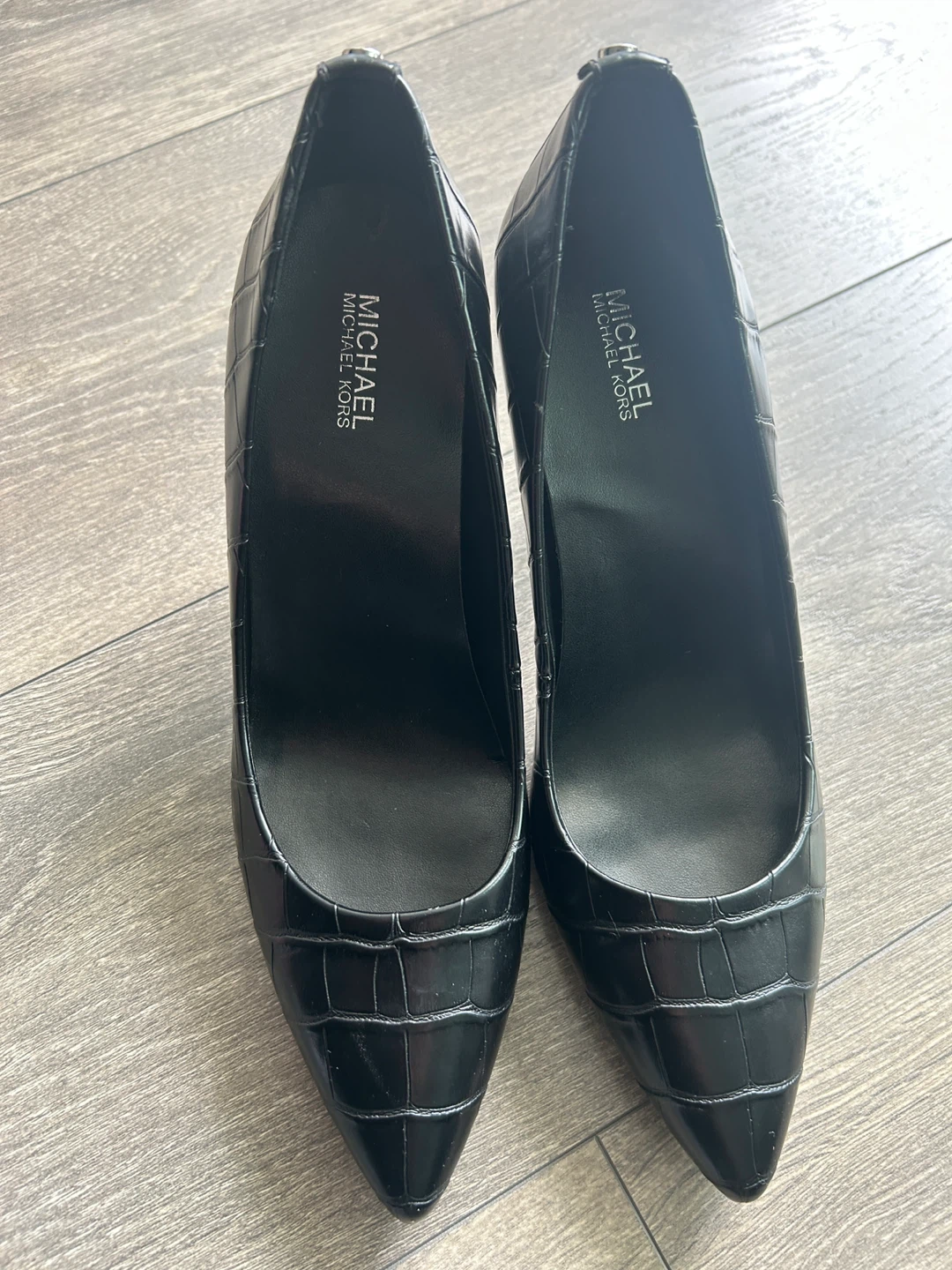 Michael Kors Black Croc Embossed Heels Size 8M