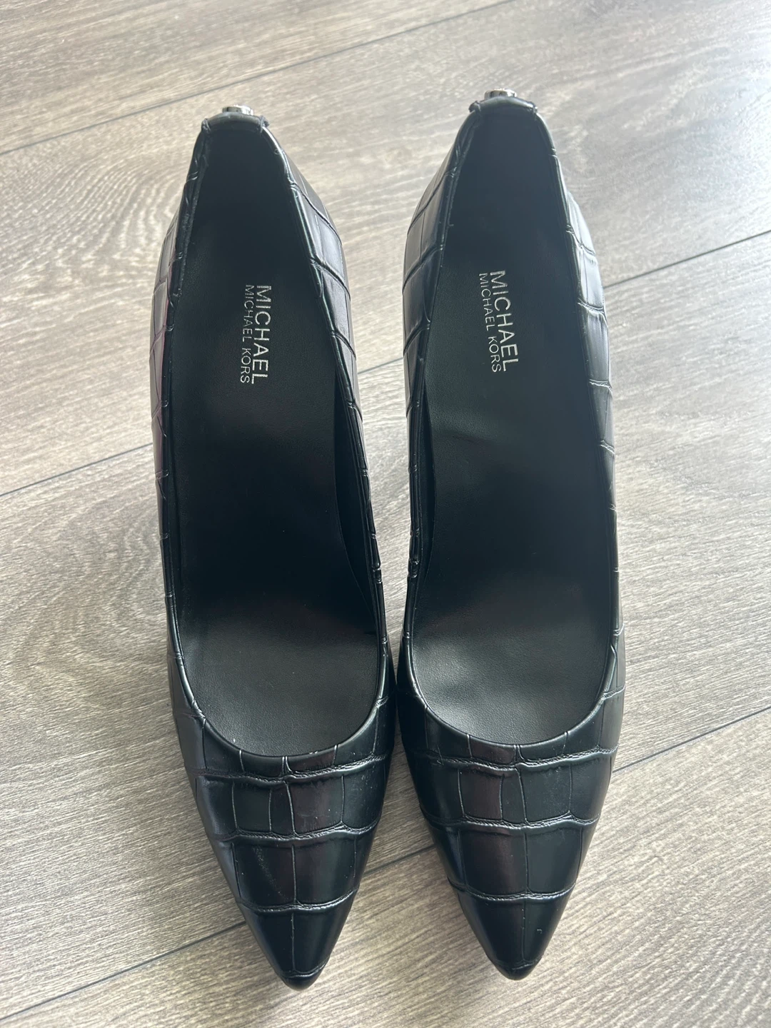 Michael Kors Black Croc Embossed Heels Size 8M - photo 4