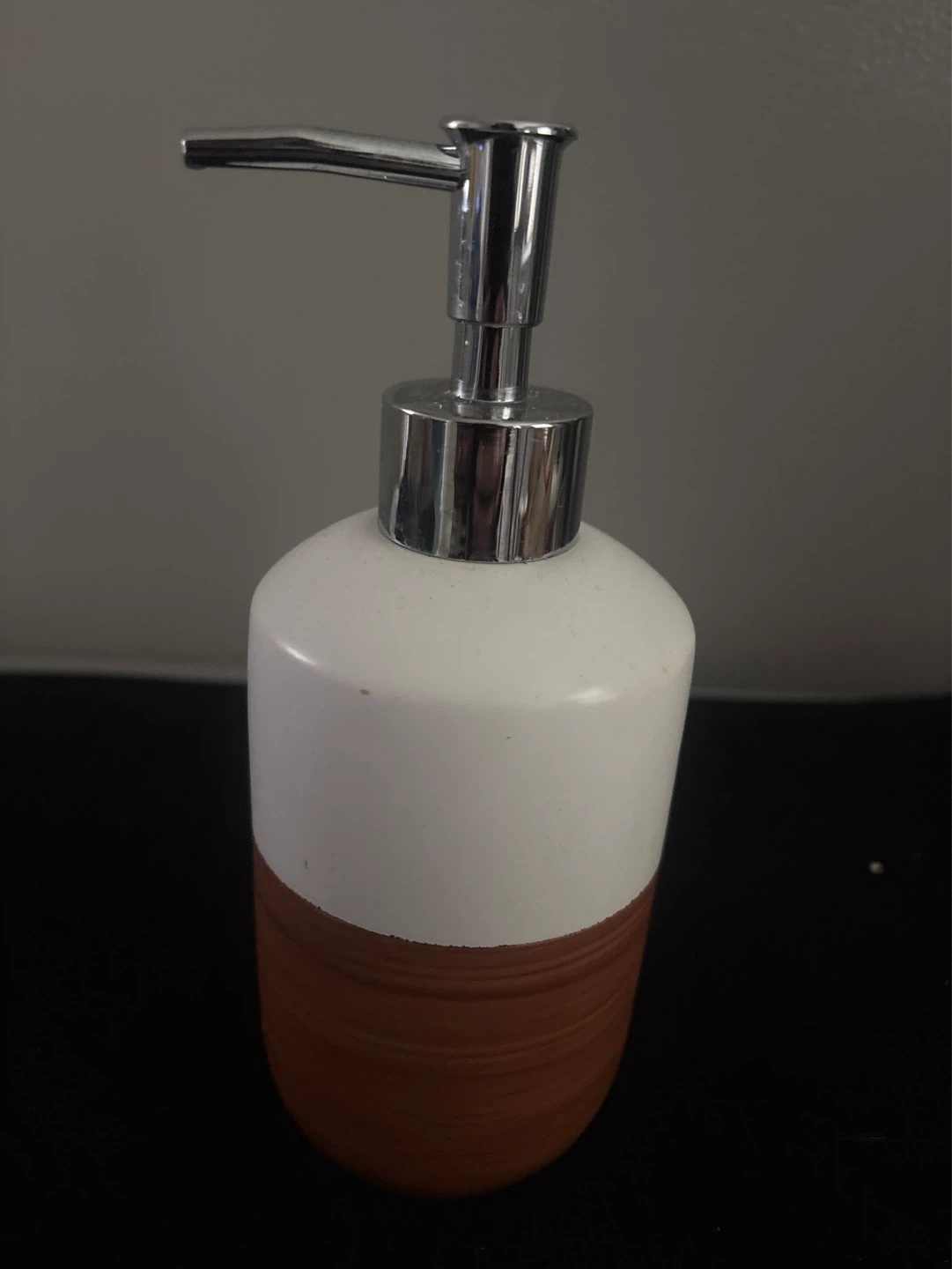 White and Brown Ceramic Soap Dispenser - photo 4