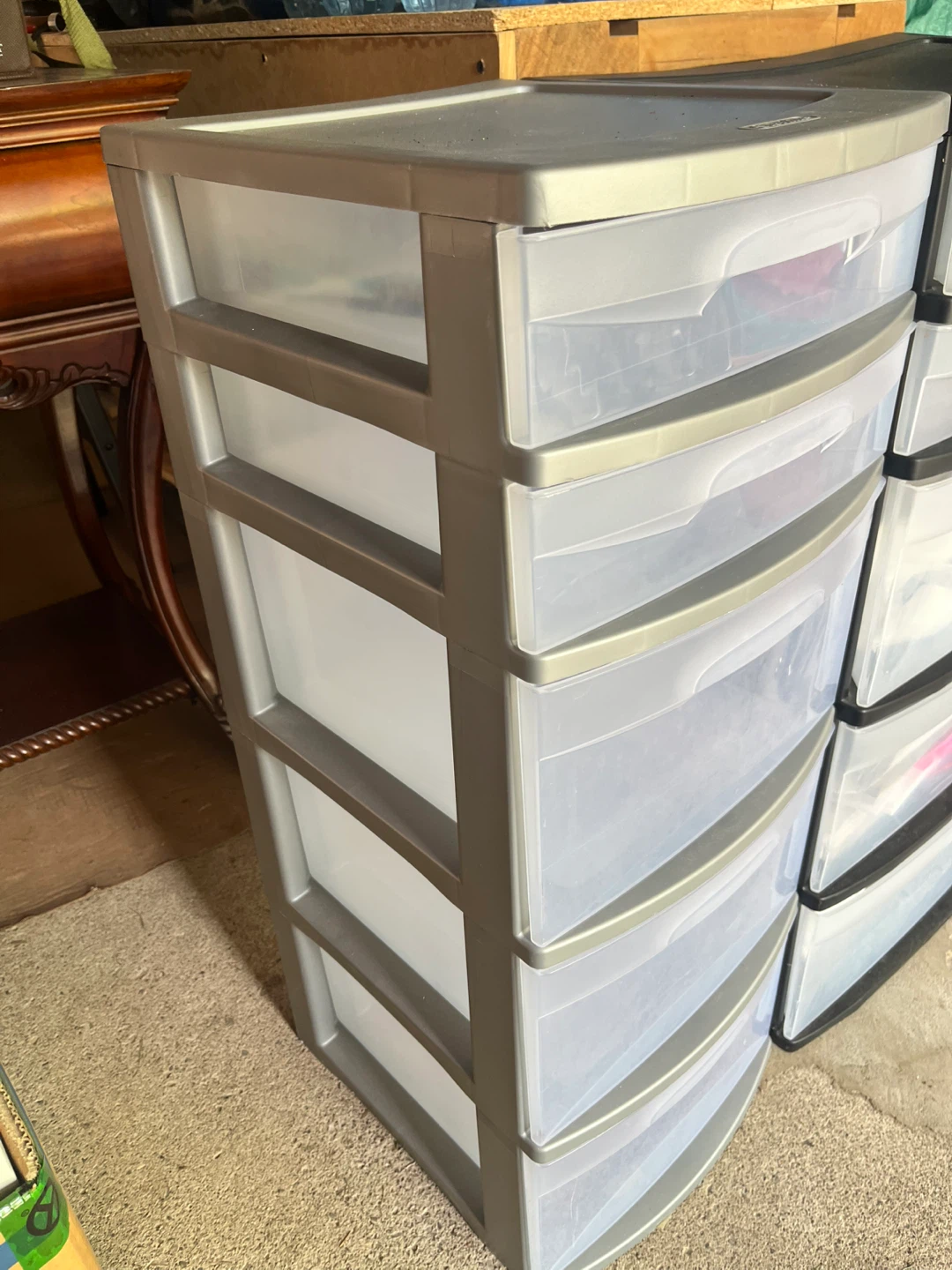 Sterilite plastic drawers (big one black)