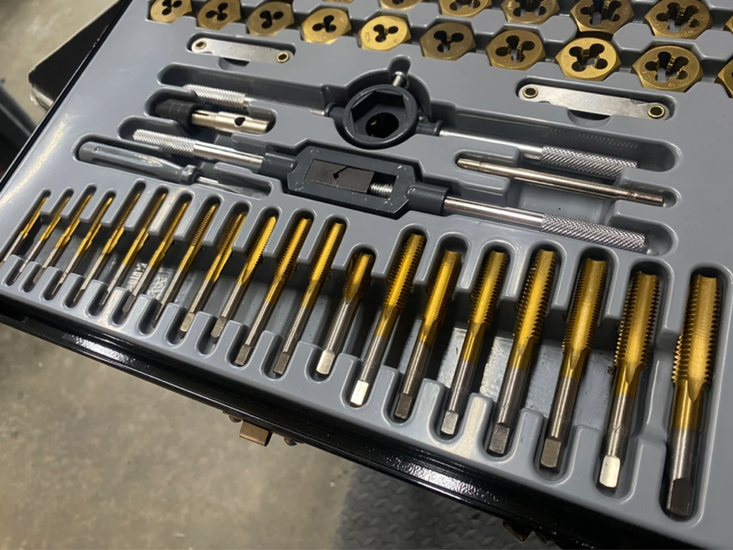 Maximum tap and die set Brand new unused - photo 4