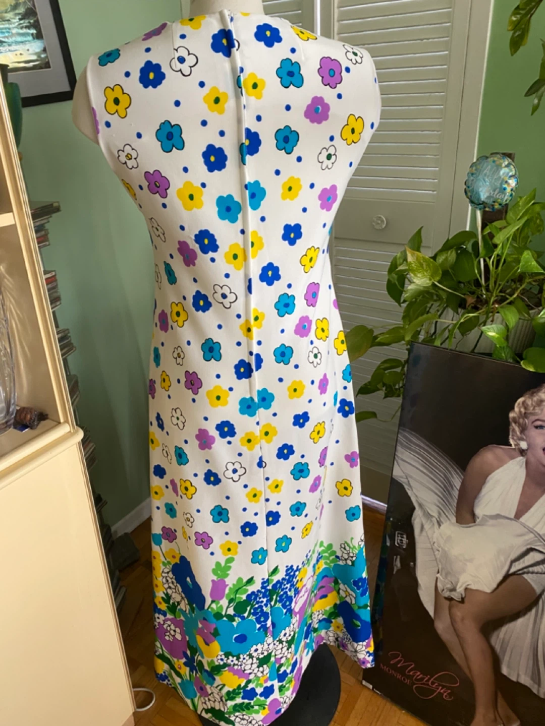 Vintage 70s Mod Original White Floral Maxi Dress - photo 2