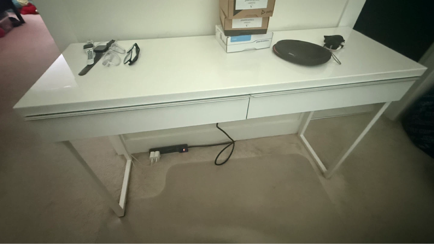 White Modern Desk with Two Drawers