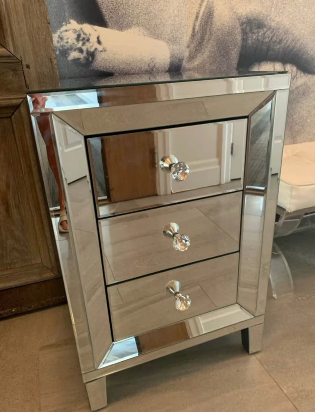 MIRRORED CABINET 3 drawers dresser - photo 2