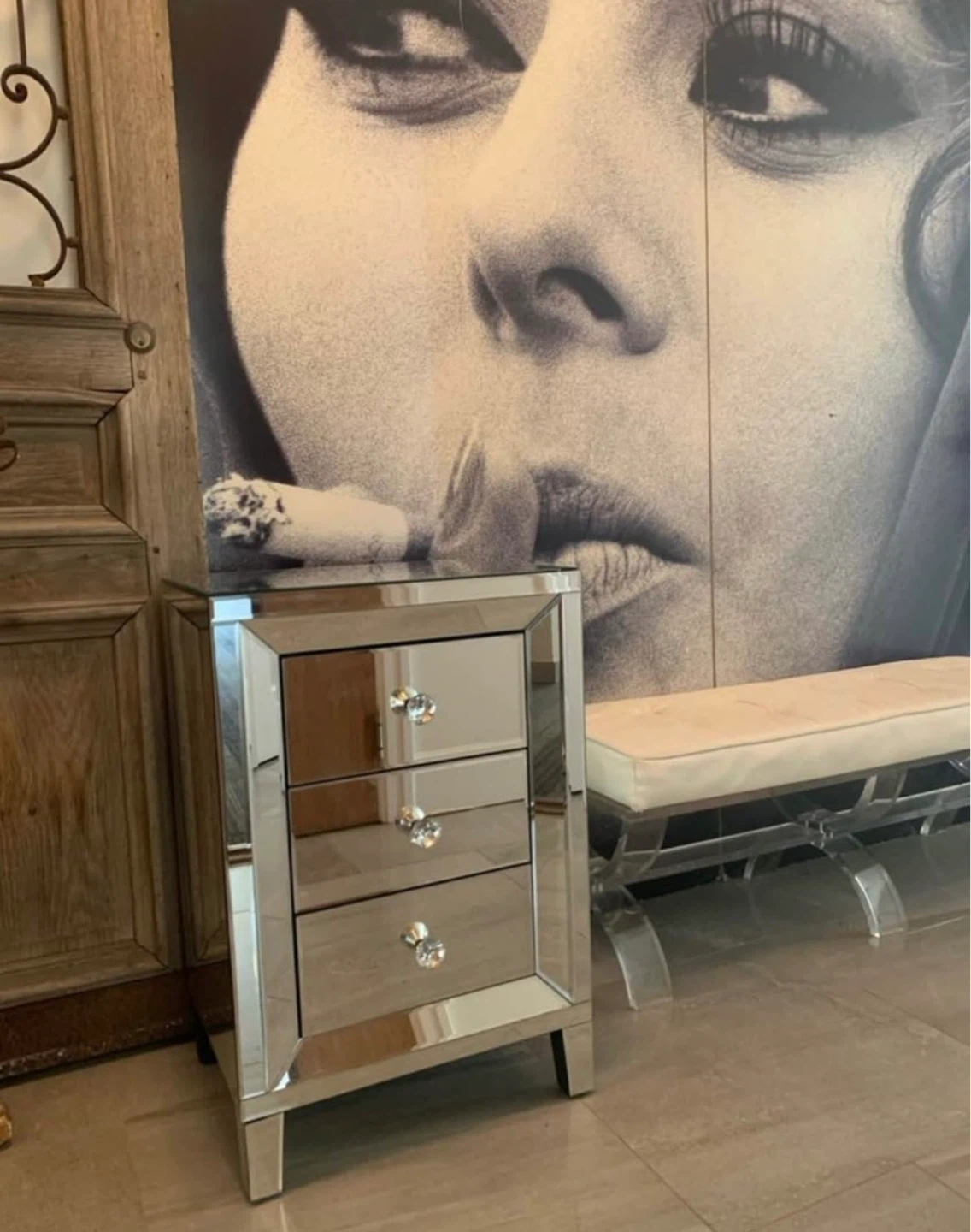MIRRORED CABINET 3 drawers dresser