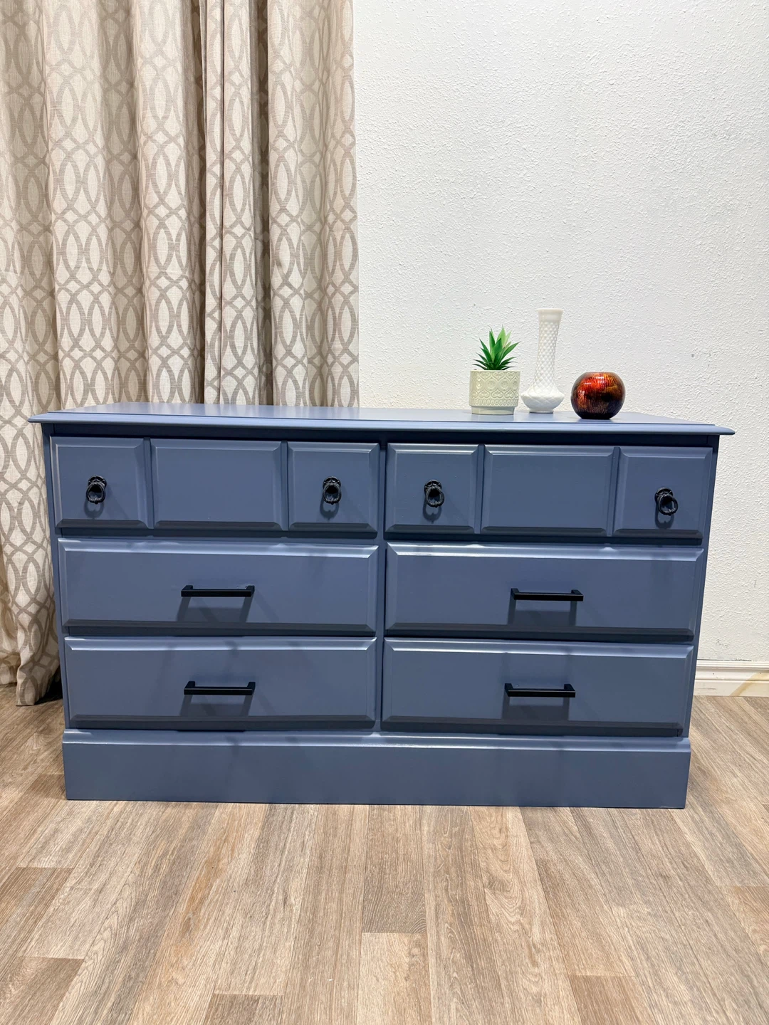 6 Drawer Dresser - photo 2