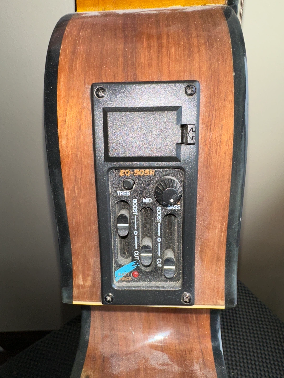 Harmonia Acoustic Guitar with EQ - photo 3