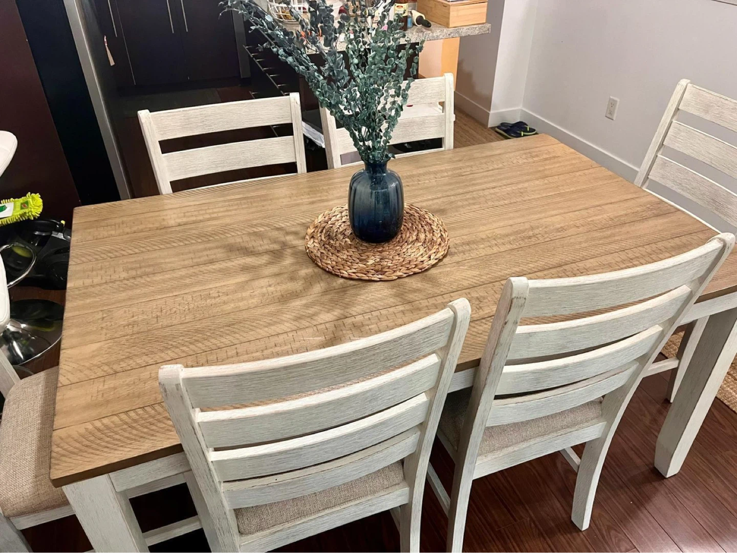 Dining Table and Chairs Set by Ashley’s Furniture - photo 4