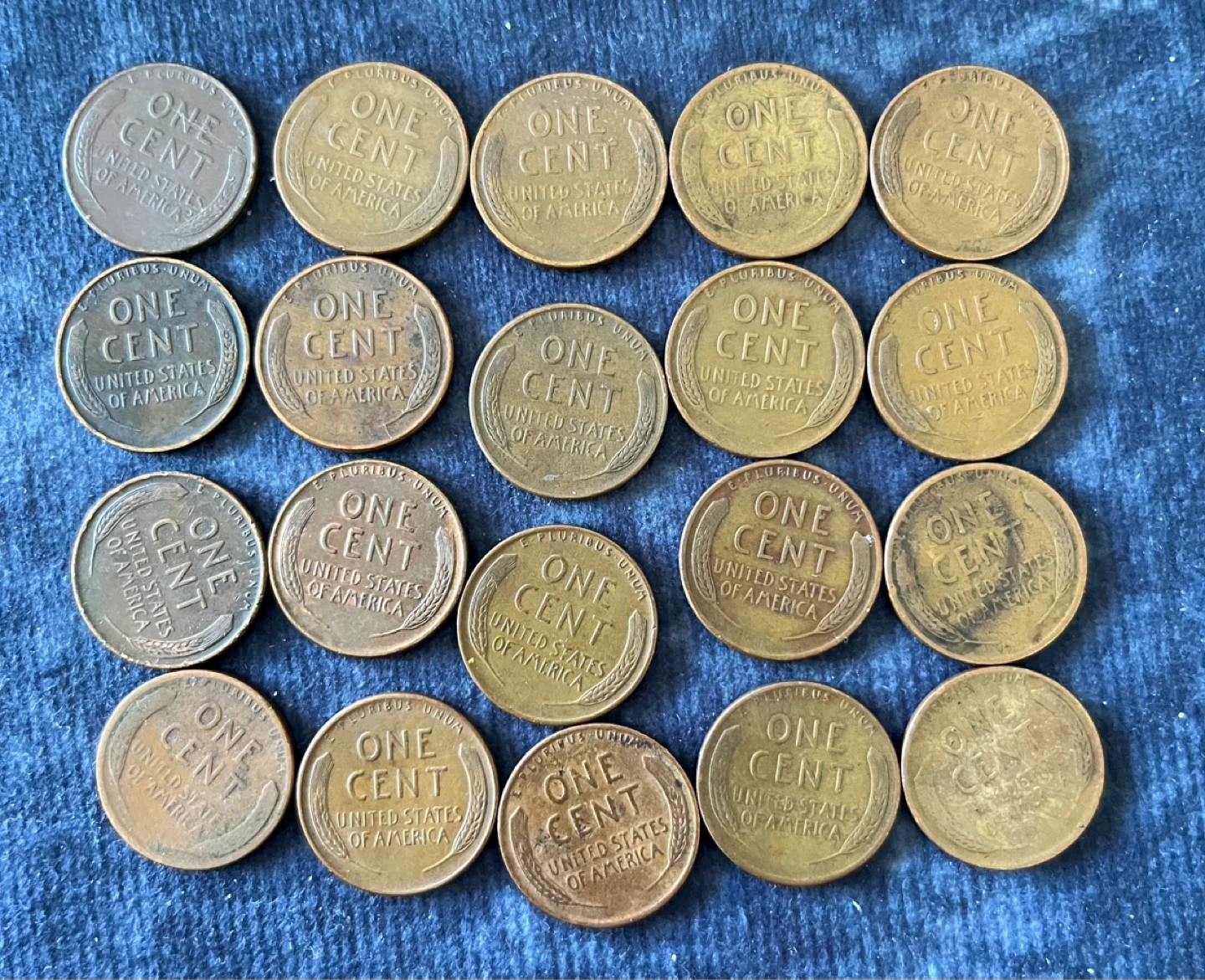 Collection of Lincoln Wheat Pennies (1930-1958) - photo 2