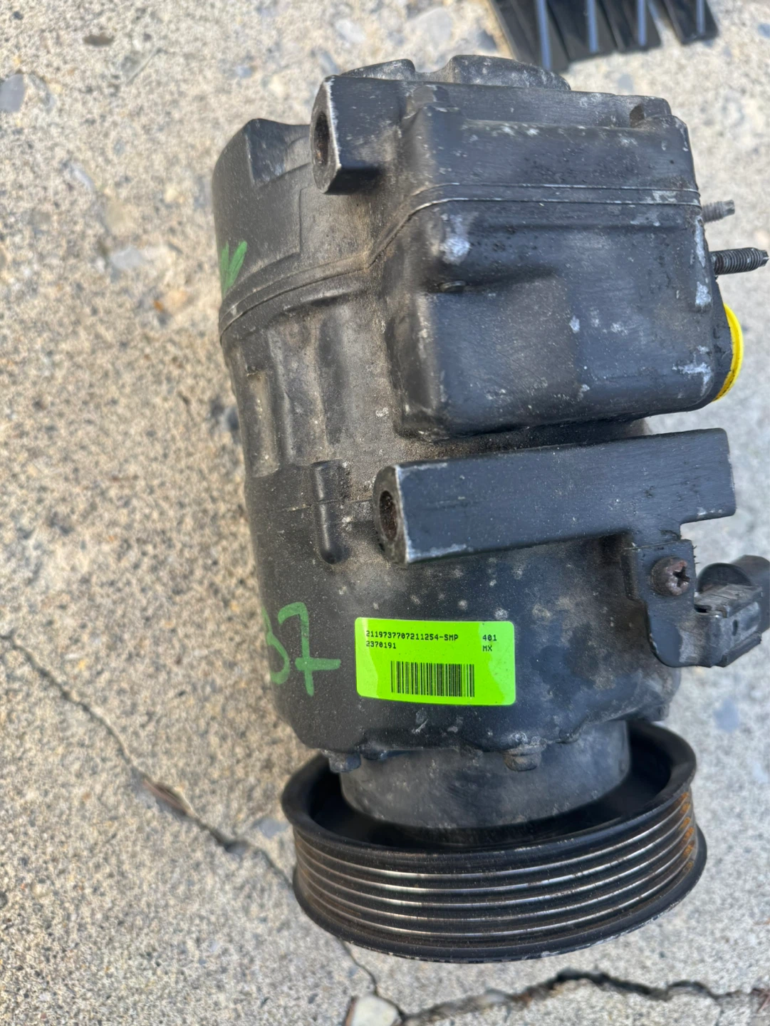 AC Compressor - Nissan pathfinder and other 3.0L engine cars - photo 3