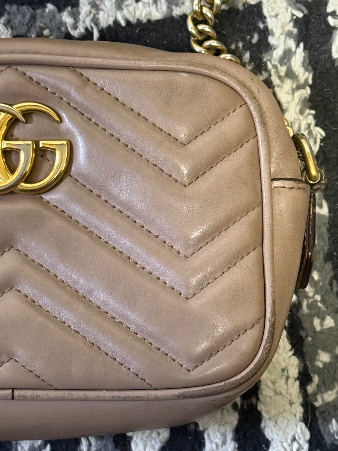 Gucci GG Marmont Mini Camera Bag in Taupe Leather - photo 5