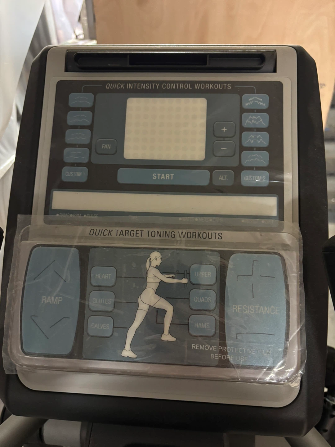 NordicTrack Commercial 1300 Elliptical - photo 3
