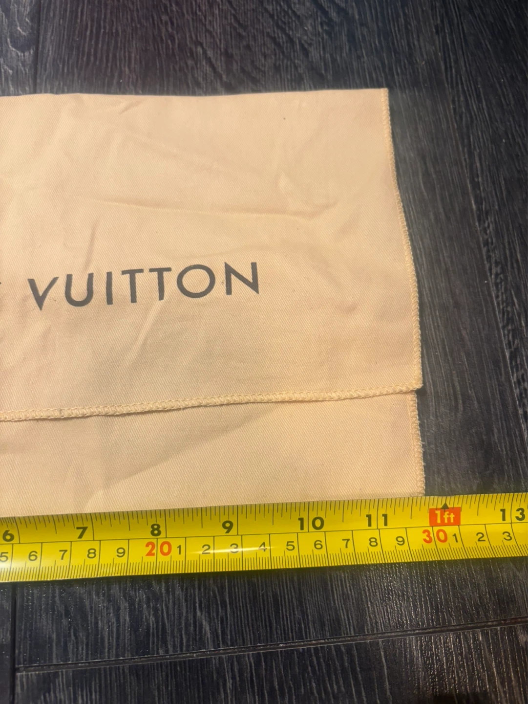Louis Vuitton Gift Box & Felt Bags - photo 5