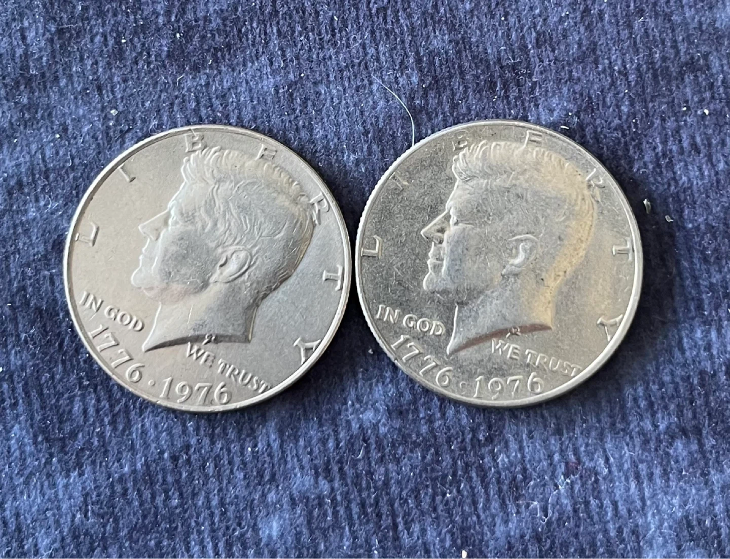 1776-1976 Kennedy Half Dollar Coins (2) - photo 2