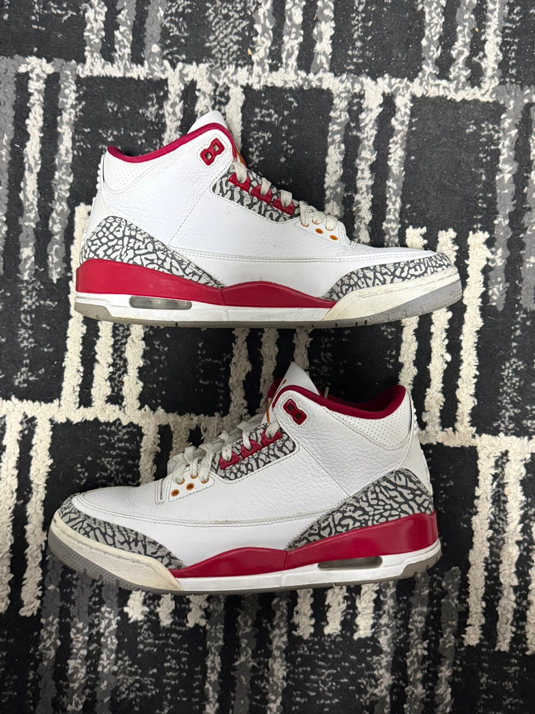 Size 9 - Jordan 3 Retro Cardinal Red - photo 2