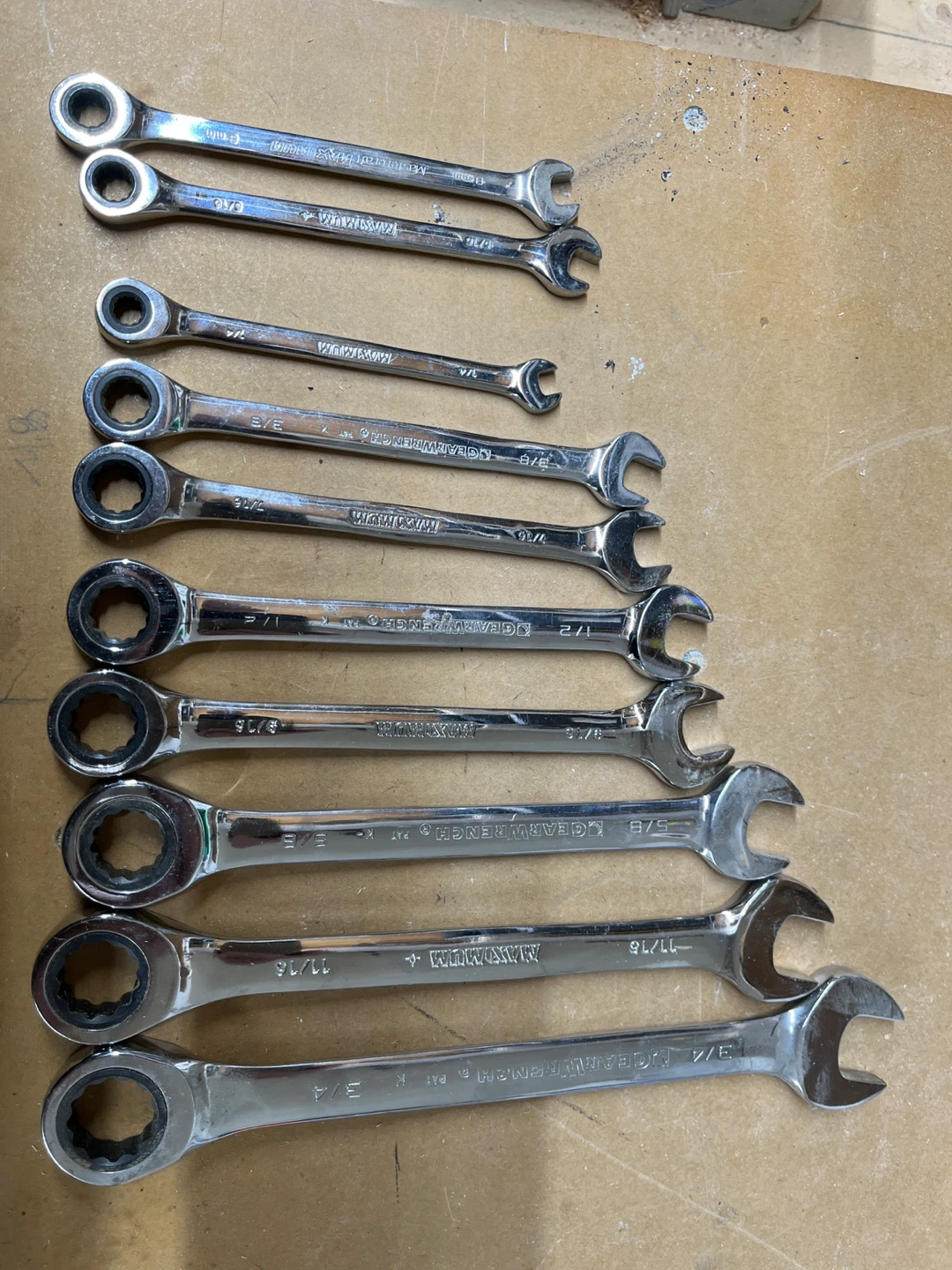 Maximum 10-Piece Combination Wrench Set