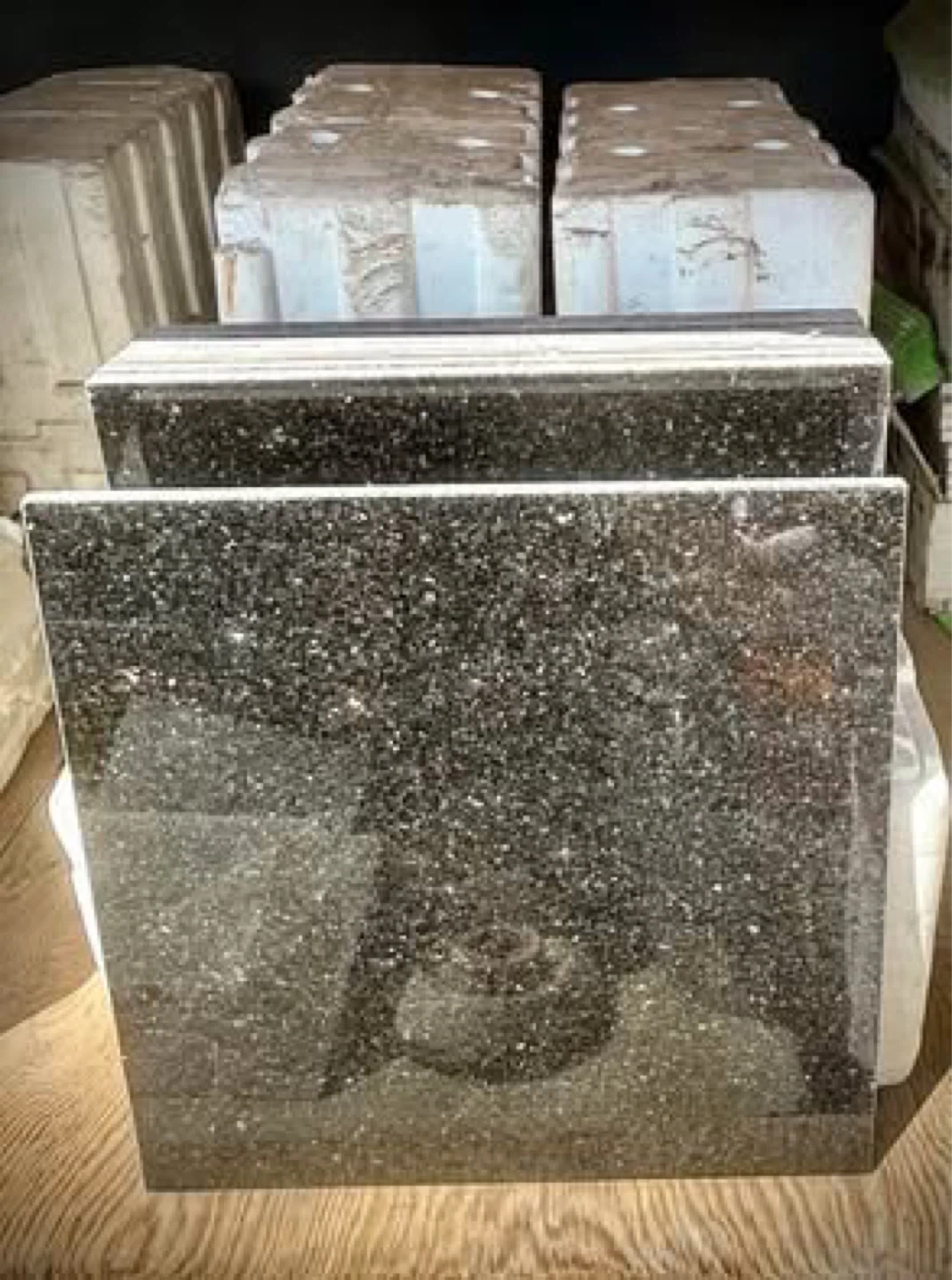 BLACK GRANITE TILE SLABS 24 ft.²